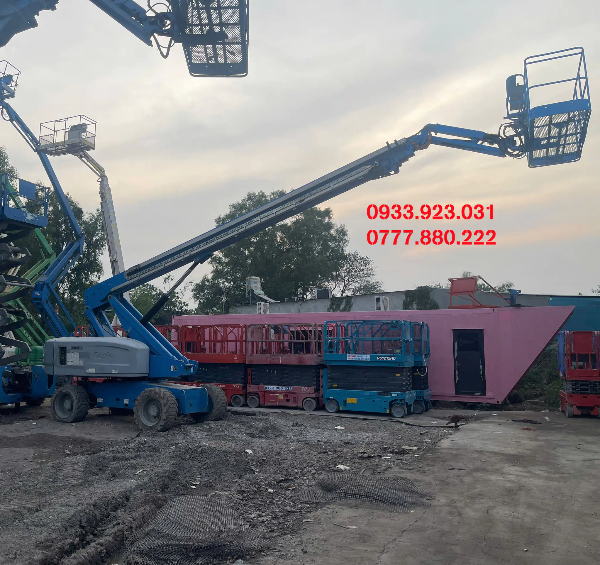 Bán xe nâng người cao 28 mét Genie S85